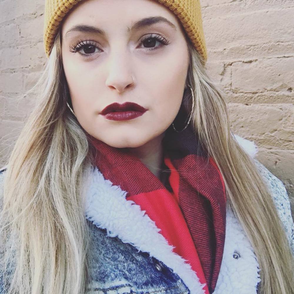 Meet your Posher, Mere